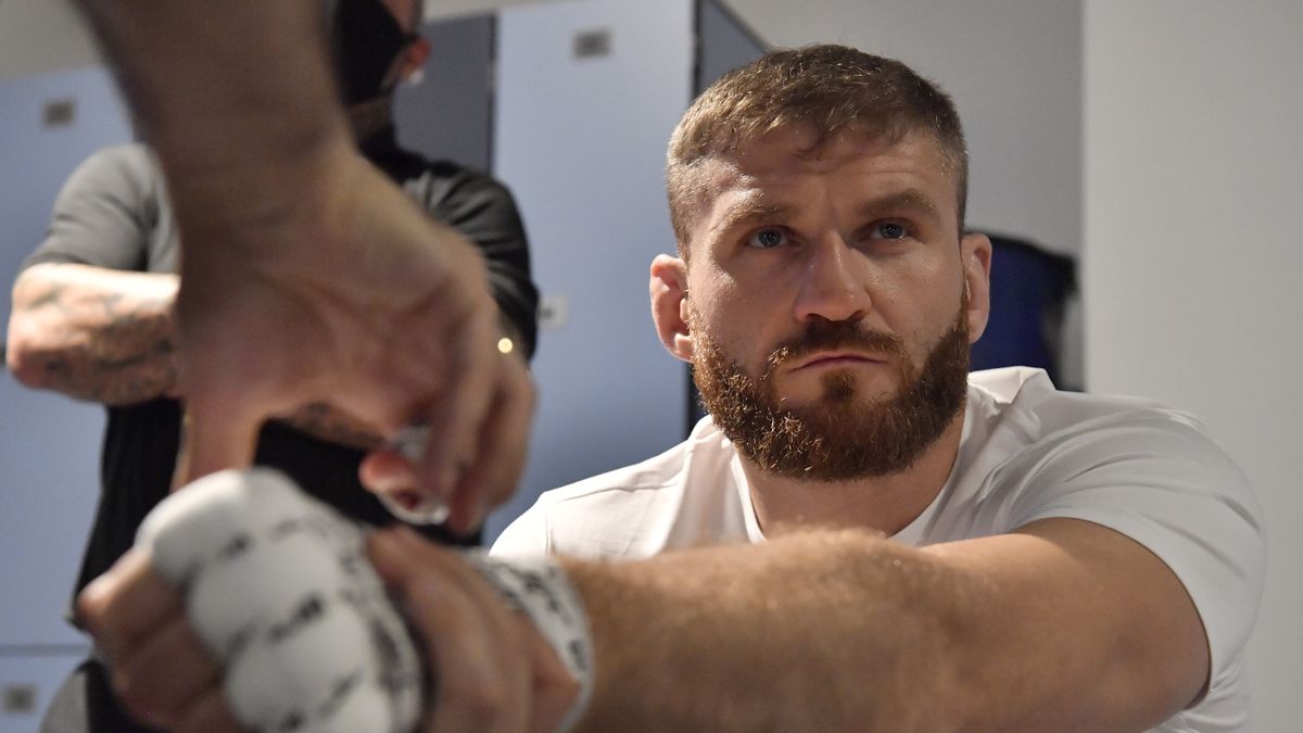 ABU DHABI, UNITED ARAB EMIRATES - OCTOBER 30: Jan Blachowicz of Poland has his hands wrapped prior to his fight during the UFC 267 event at Etihad Arena on October 30, 2021 in Yas Island, Abu Dhabi, United Arab Emirates. (Photo by Mike Roach/Zuffa LLC)