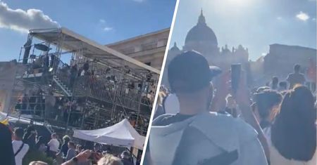 Pierwsze nagrania z placu świętego Piotra. "Clima de fiesta"