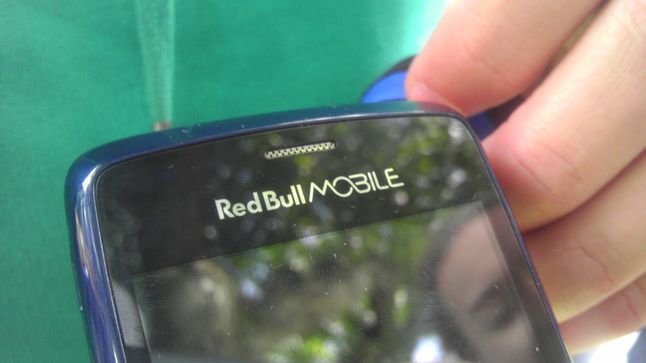 Prototyp smartfona z Red Bull Mobile