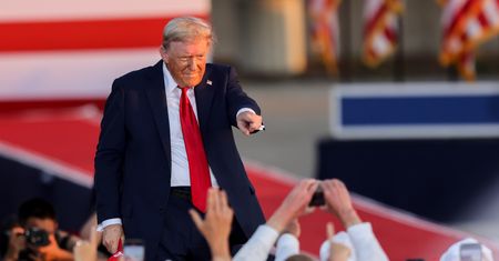 Trump ma swoją "piękną" ustawę. "Kraj wkracza w nową złotą erę"