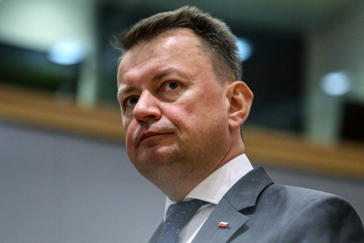 Міністр оборони Польщі закликає сусідні країни купляти польські гаубиці Krab, й відправляти їх Україні
