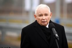 Chcą kupić Jarosławowi Kaczyńskiemu drzwi.  "Zrobimy taki happening, że mu się odechce"