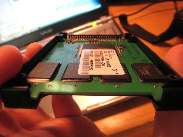 Hybrydowe dyski SSD z pamięcią ReRAM - to będzie rewolucja!