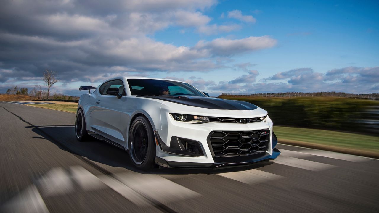 Chevrolet Camaro ZL1 1LT (2017) - torowa bestia zza Oceanu