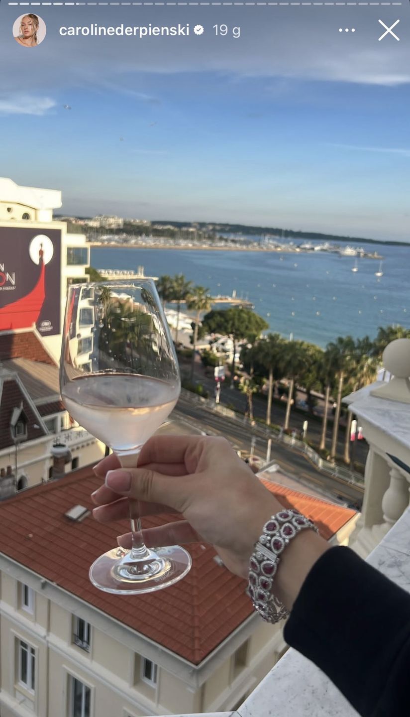 Caroline Derpieński melduje się w Cannes