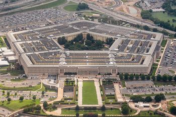 Atak hakerów na Pentagon. Wyciekły dane 3 mln osób