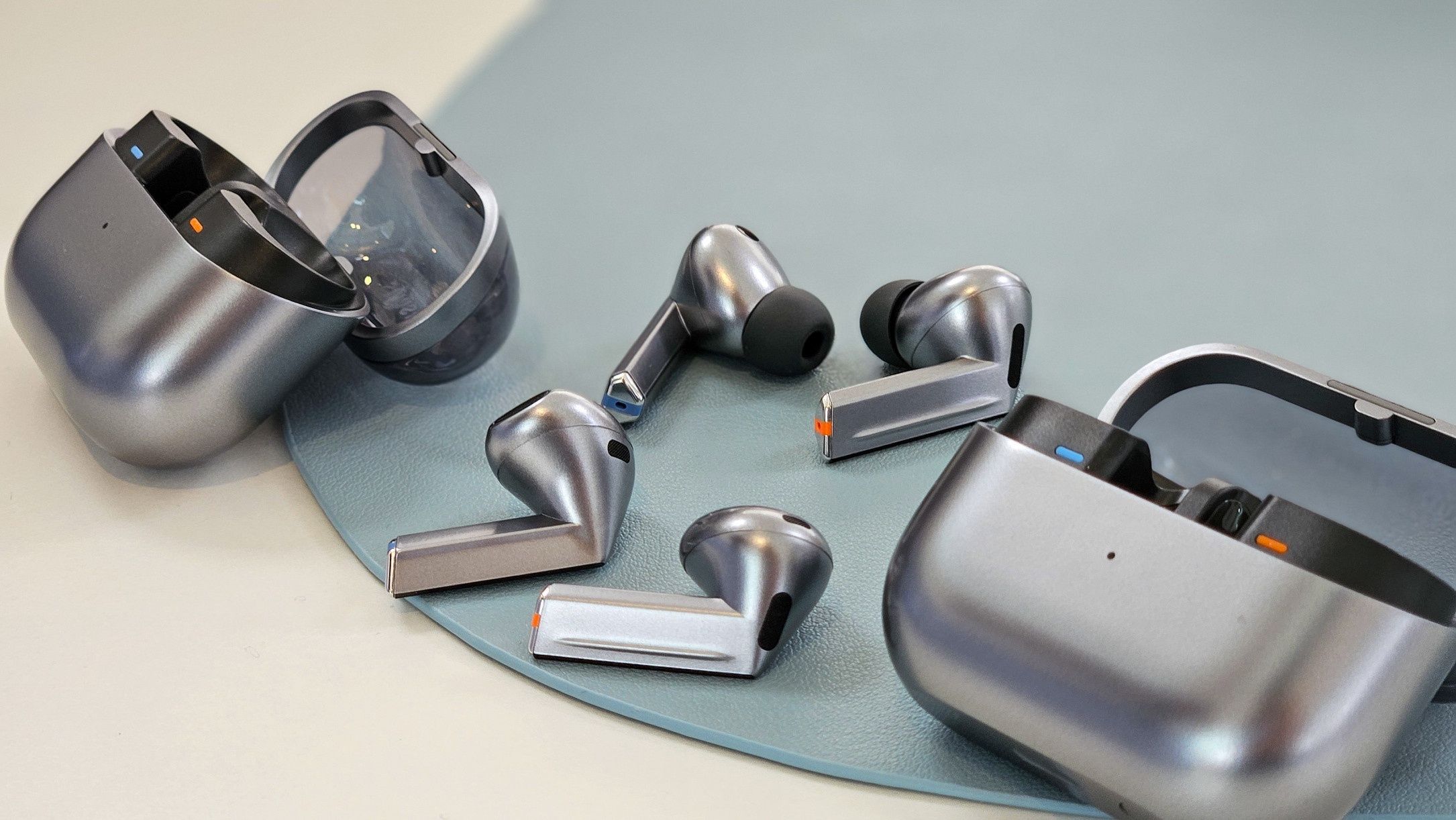 Samsung Galaxy Buds 3 i Galaxy Buds 3 Pro