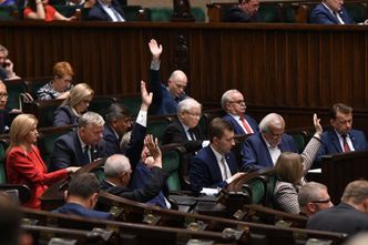 Inauguracja X kadencji Sejmu. Ile będą zarabiać posłowie?