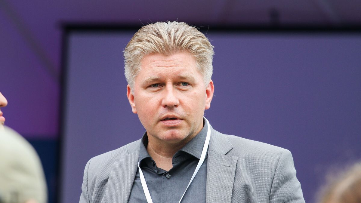 Campus Polska Przysz?o?ci29.08.2021 Olsztyn, Campus Polska Przyszlosci. Promocja ksiazki "Jak wychowac rapera. Bezradnik" fot. Artur Szczepanski/REPORTER N/z Marcin MatczakArtur Szczepanski/REPORTER