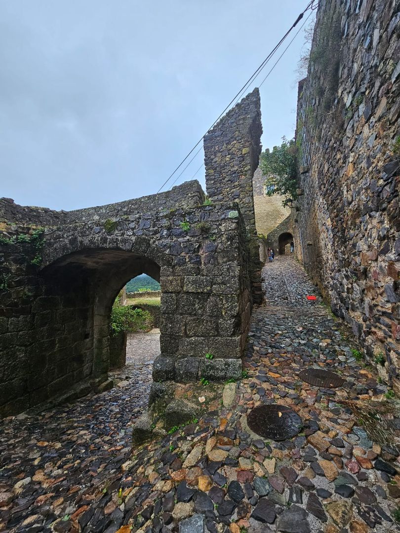Castelo de Vide to miasteczko, w którym mamy wrażenie, jakby czas się zatrzymał wiele lat temu