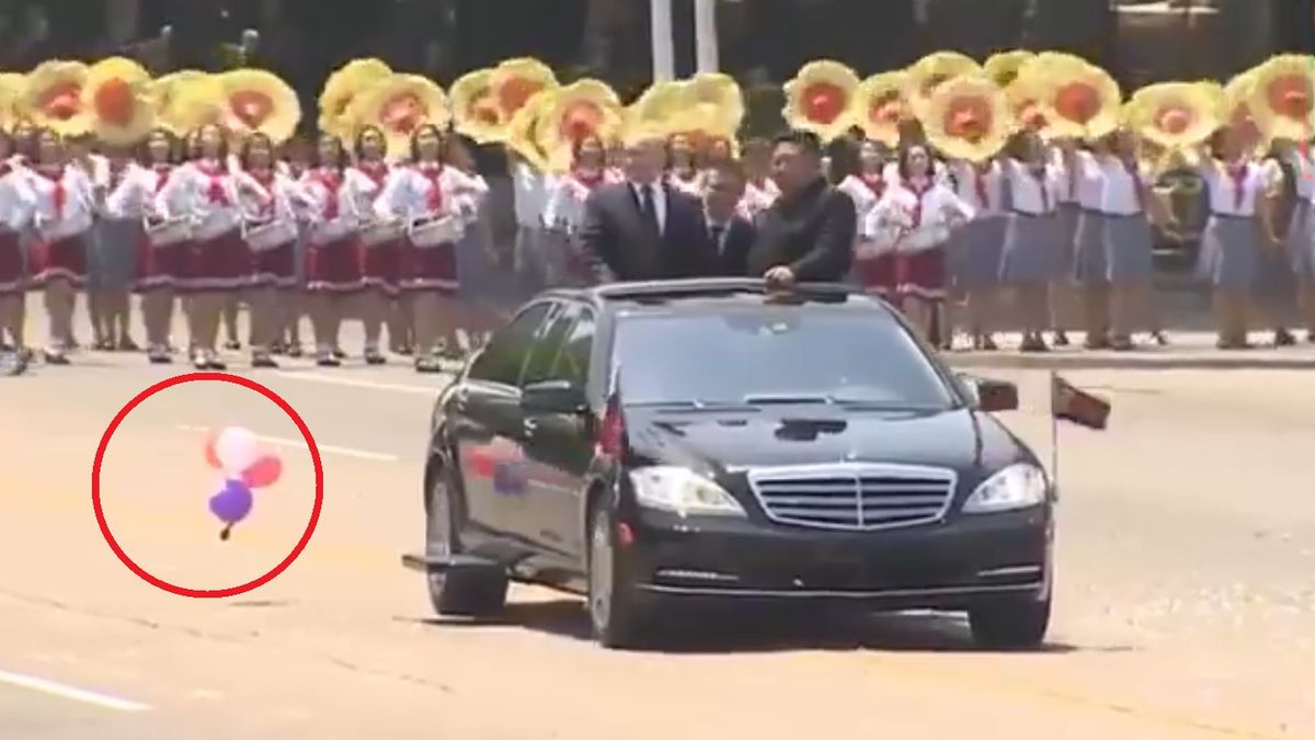 Putin i Kim Dzong Un drżeli ze strachu przed balonem