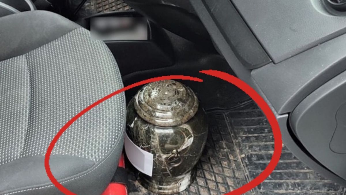 bez prawa jazdy wieźli urnę z prochami