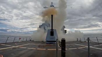 Amerykanie ostrzelali kontenerowiec Iranu. Oto czego użyli