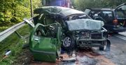Poważny wypadek z udziałem siedmiu osób. Z samochodów niewiele zostało