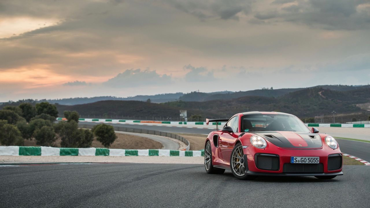 Porsche 911 GT2 RS (2017)