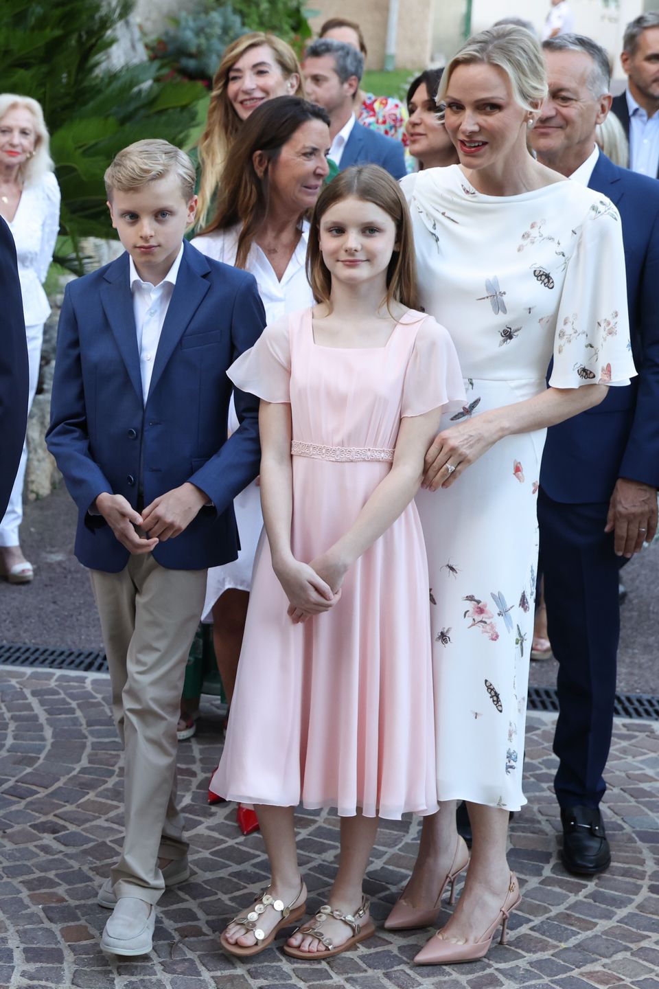 Księżna Charlene wraz z mężem i dziećmi 