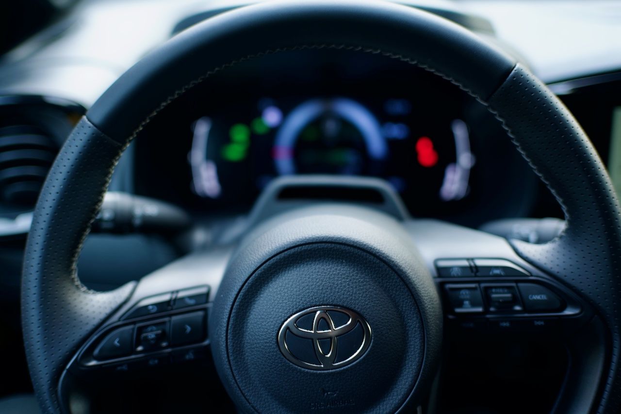 Toyota Aygo X z napędem hybrydowym