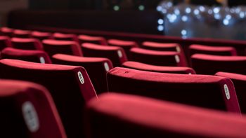 Bobowa: Sala widowiskowa "Koronka" pięknieje dzięki funduszom z KPO