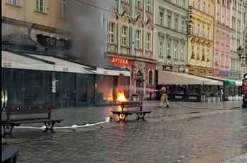Pożar na wrocławskim Rynku. Eksplodowała butla gazowa
