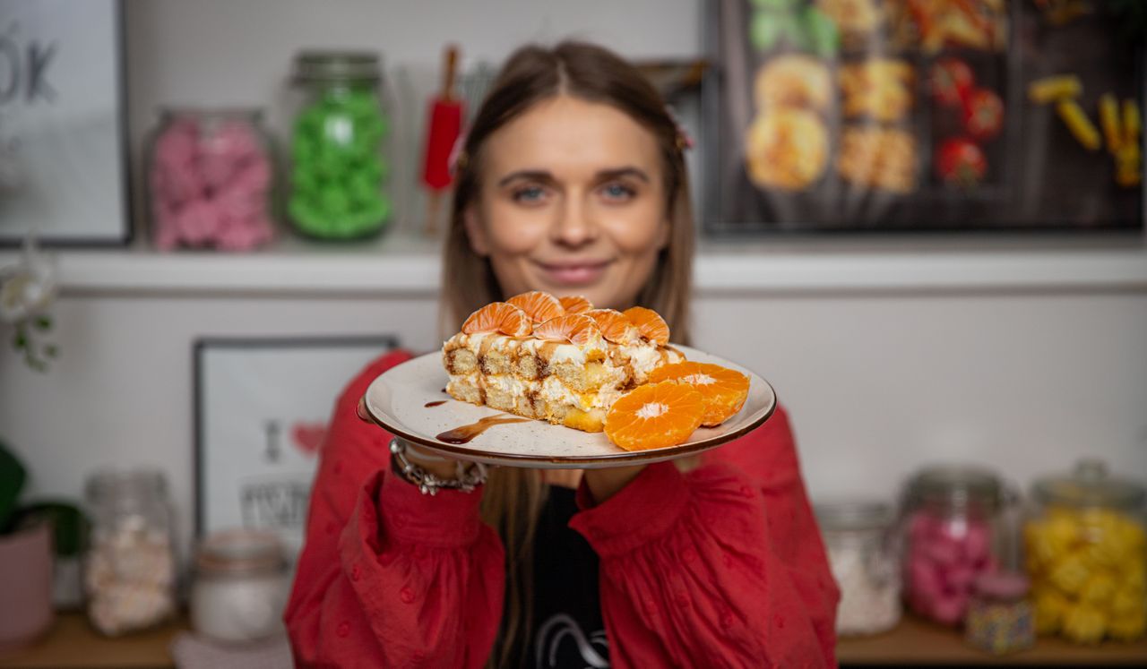 Nie dodaję już kawy do tiramisu. Do nasączania biszkoptów używam zupełnie innego składnika