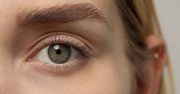Oczy szare – charakterystyka, przyjazne kolory, choroby i ciekawostki