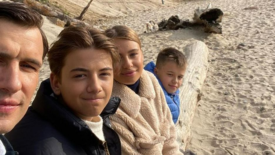 Jarosław Bieniuk podzielił się z fanami starym zdjęciem. Fani zachwyceni