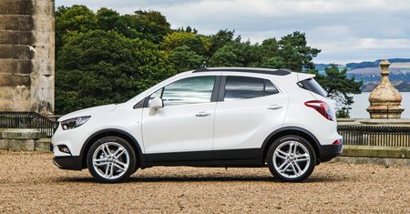 Nowy Opel Mokka X - stary model z nowym obliczem