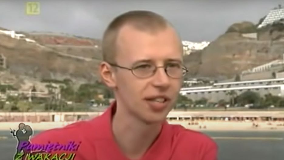 Piotr Wańko zagrał w serialu "Pamiętniki z wakacji" Henia