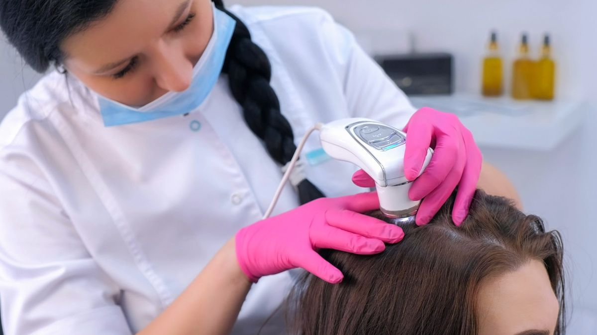 Trychologia zajmuje się leczeniem chorób skóry głowy