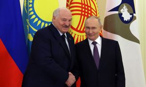 Łukaszenka wierny Putinowi. Jednego odmawia. Rosjanie mu nie ufają