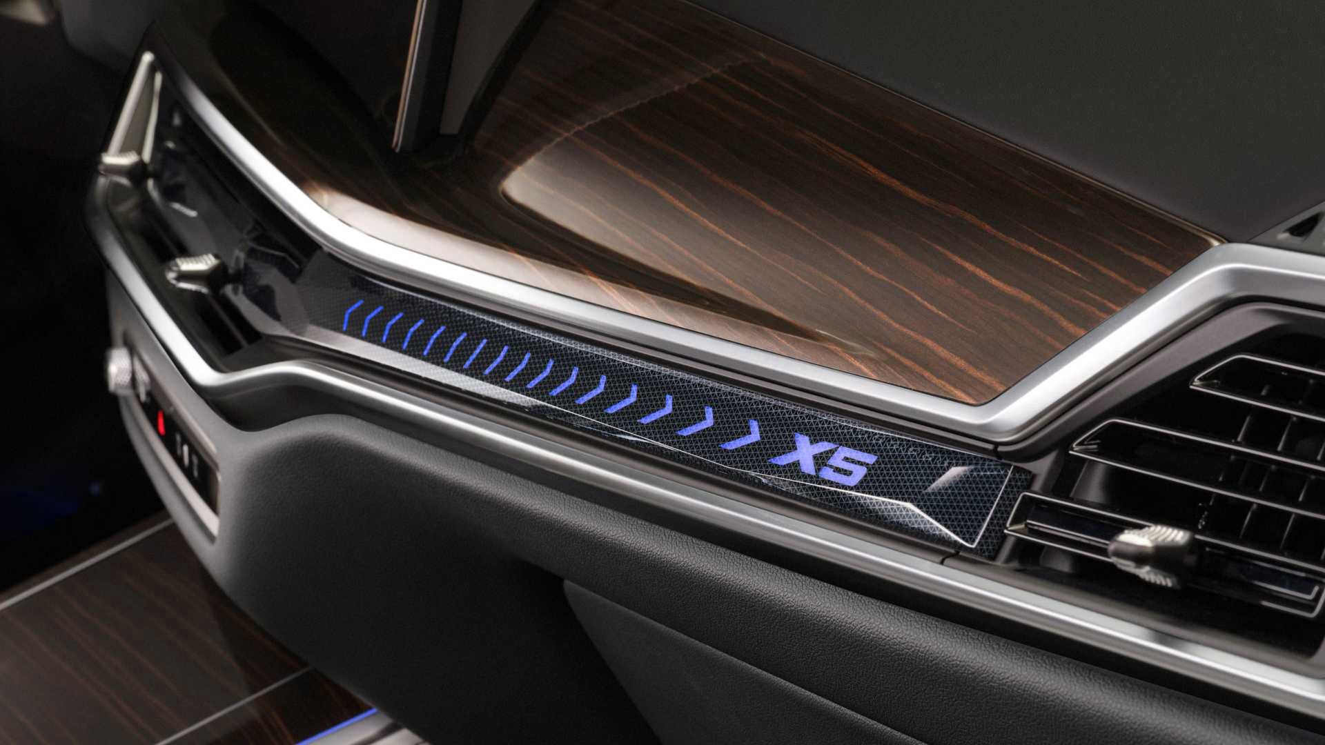 BMW X5 (2023)