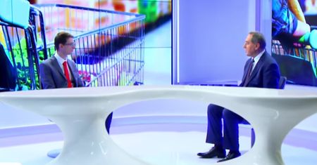 #dziejesienazywo: podatek od hipermarketów, program Rodzina 500+ i podatek bankowy. Co z zapowiedziami PiS?