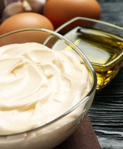 Wyłudził blisko pół miliona zł. Ofiarą padł producent słynnego majonezu