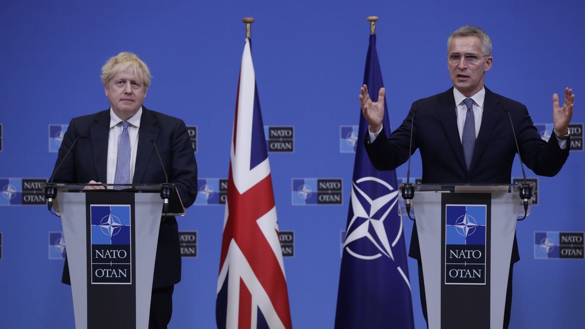 Szef NATO ostrzega przed działaniami Rosji.