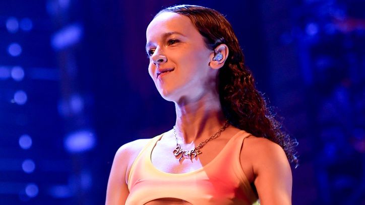 Monika Brodka odkrywa tatuaż