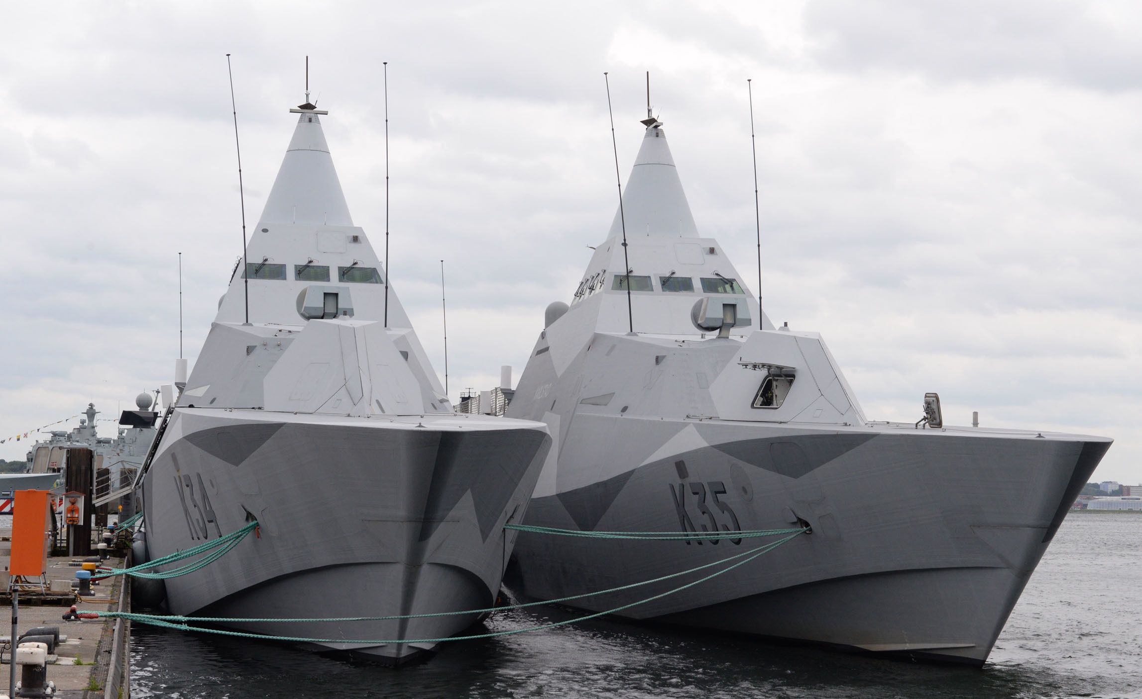 Nyköping (K34) i Karlstad (K35) typu Visby. 