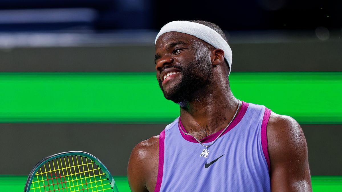 PAP/EPA / ALEX PLAVEVSKI / Na zdjęciu: Frances Tiafoe