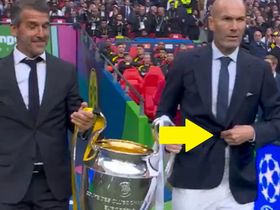 Zwróć uwagę na marynarkę Zidane'a