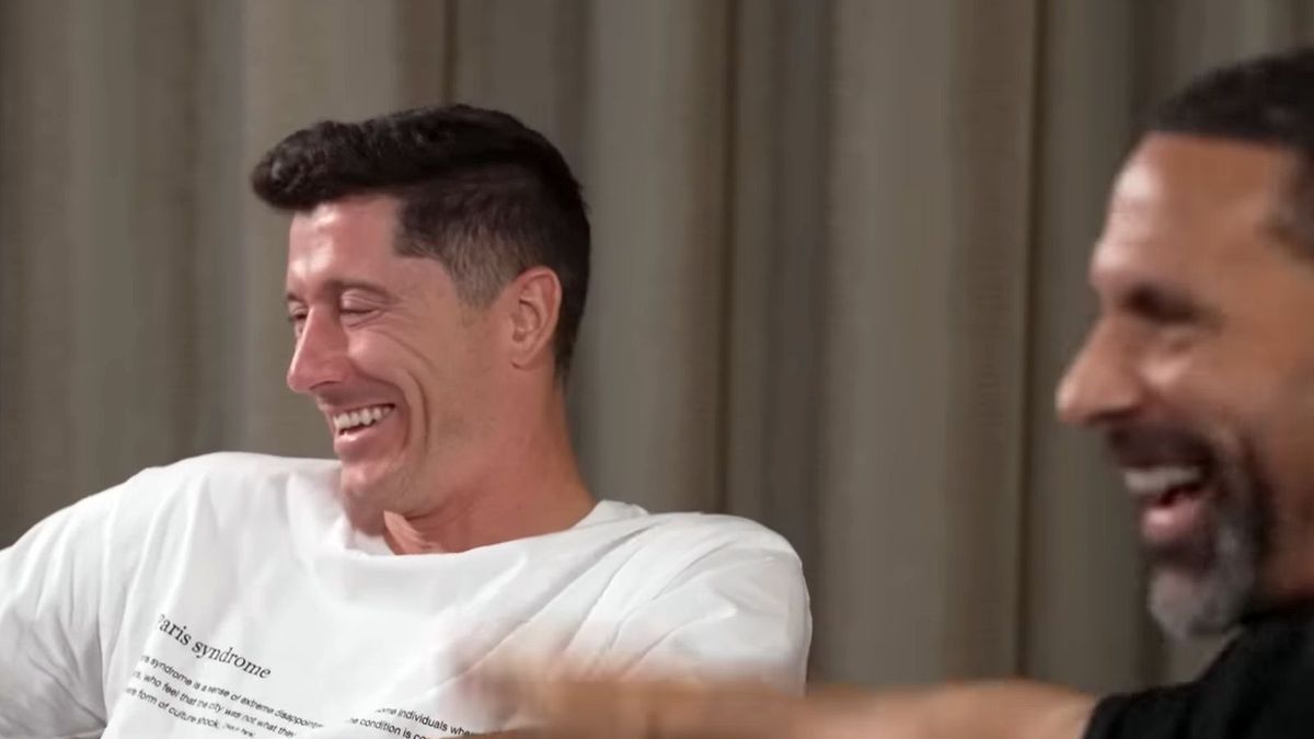 YouTube / @rioferdinandpresents / Na zdjęciu: Robert Lewandowski i Rio Ferdinand