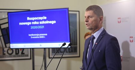 Mierzenie temperatury w szkołach. Minister odpowiada, co jeśli rodzic się nie zgadza