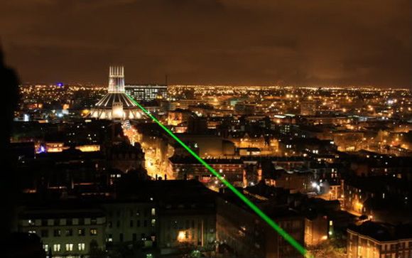 Muzea wcale nie są nudne: niezwykły pokaz laserów w Liverpoolu 2