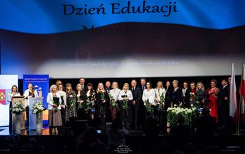 Ostrowiec docenił nauczycieli. Nagrody i medale na uroczystej gali