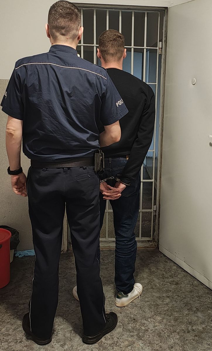 Wieluń. Ponad 2 kilogramy środków odurzających zabezpieczone przez policjantów