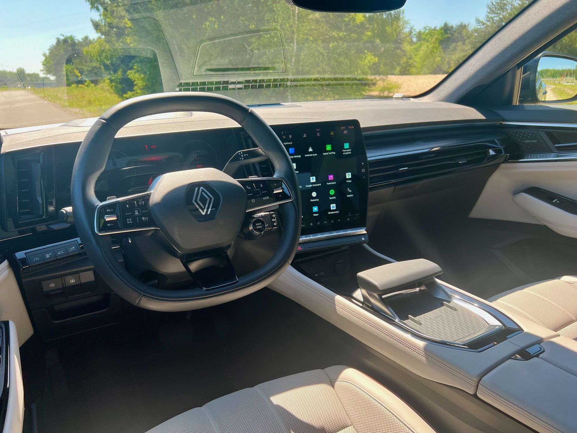 Renault Espace E-Tech