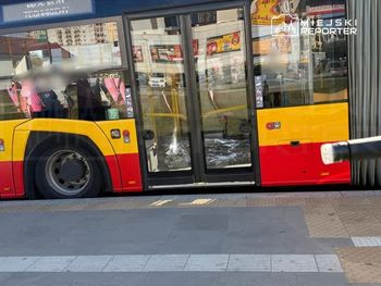 Kolejny pasażer zmarł w autobusie w Warszawie. Nie żyje 73-latek
