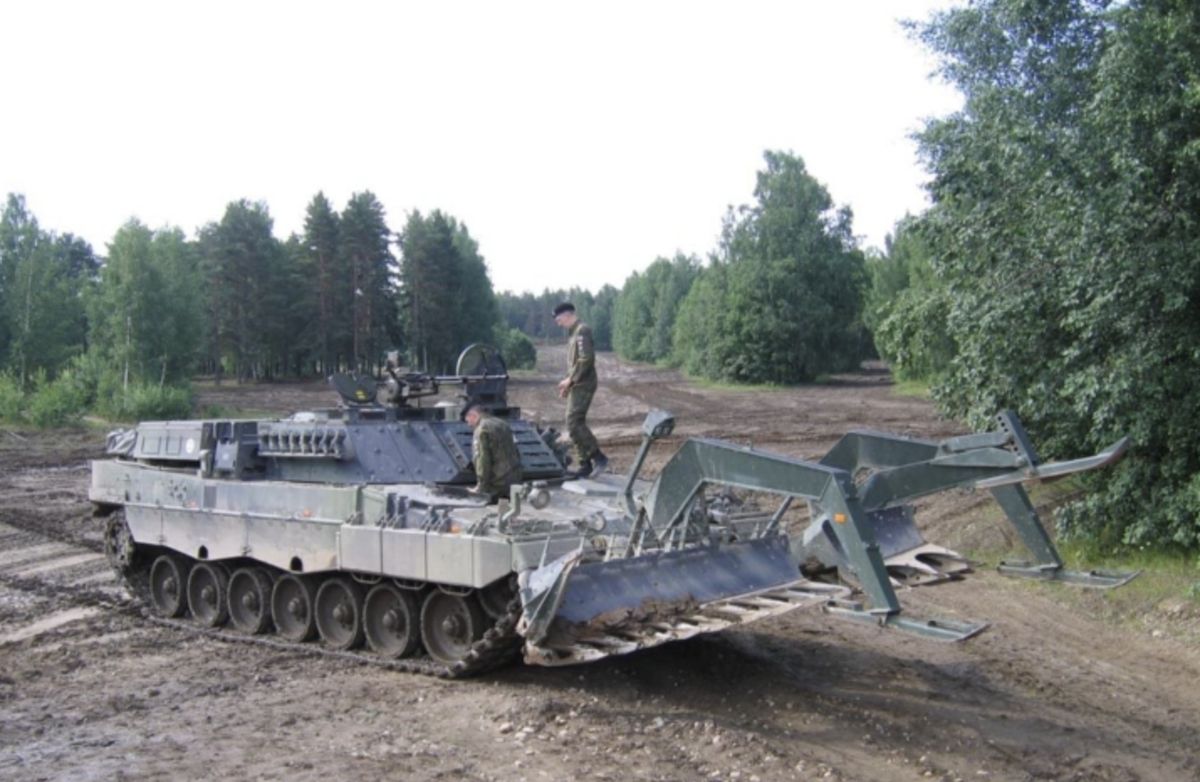 Taki pojazd bojowy skonstruowali Finowie na bazie Leopardów 2A4