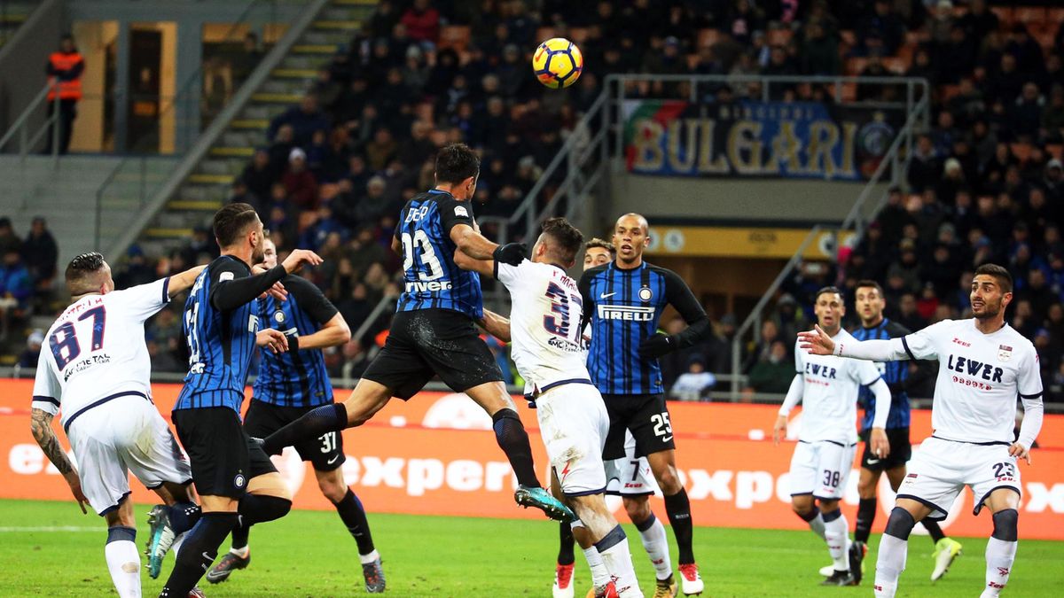 PAP/EPA / MATTEO BAZZI / Mecz Inter Mediolan - FC Crotone