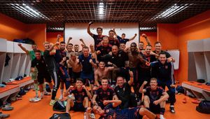 PKO Ekstraklasa: pierwsza wygrana Korony Kielce, beniaminek w czołówce, zobacz tabelę