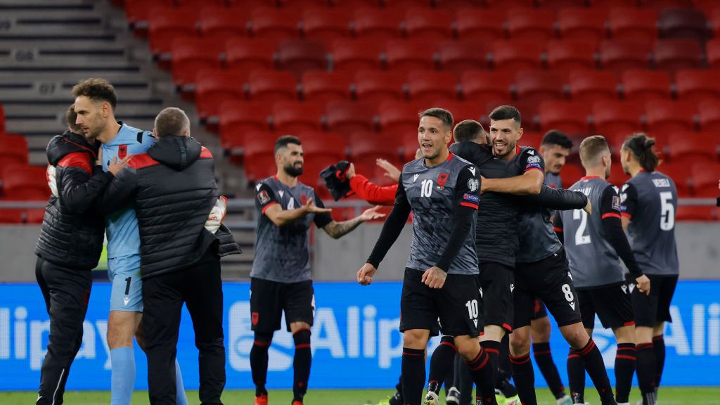 Getty Images / Laszlo Szirtesi / Na zdjęciu: reprezentacja Albanii