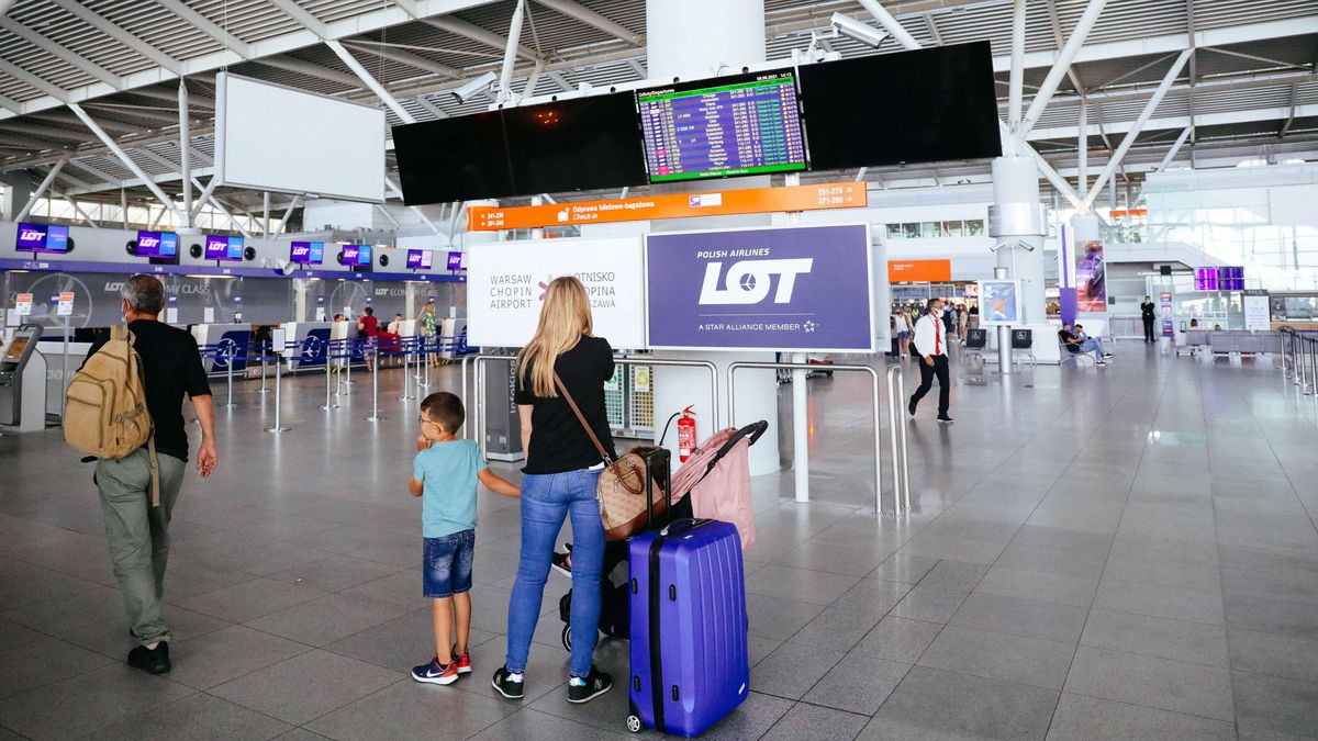 Lotnisko Chopina ma problemy z przepustowością. To ma być szansa dla Radomia